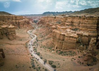 Charyn-canyon2