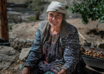 Women-1-of-1-e1553920507446