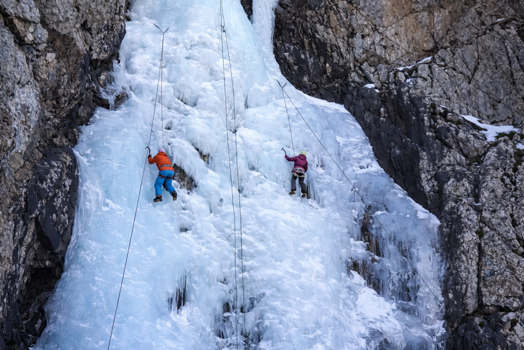 Aksay frozen waterfall